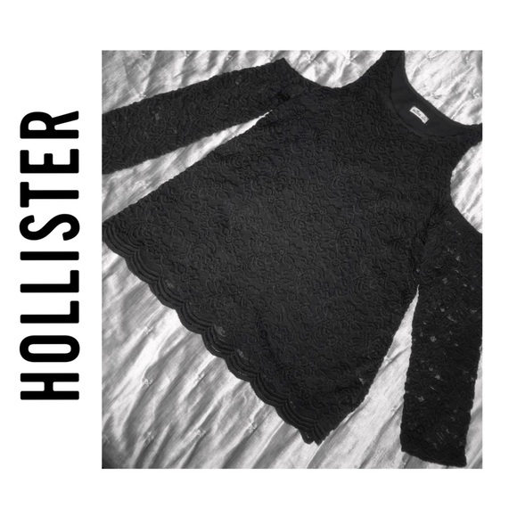Hollister Tops - Hollister Shoulder Lace Blouse